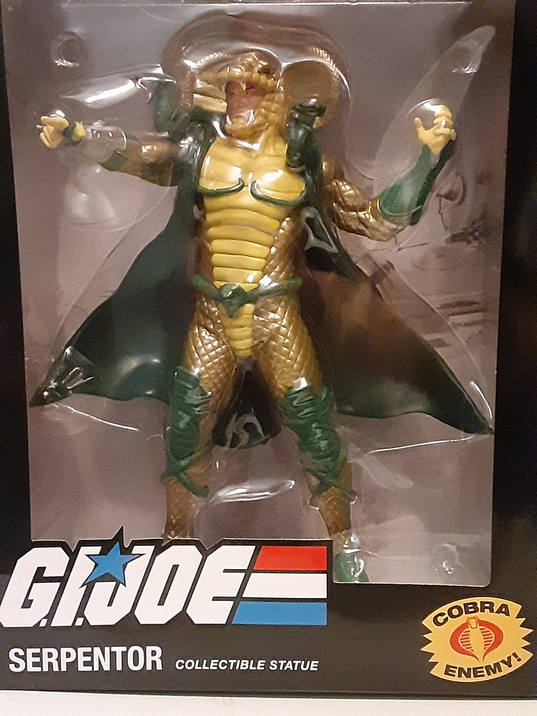 Gijoe collector statue Serpentor